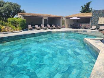 Piscine balinaise - Hotel de charme Le Devem de Mirapier